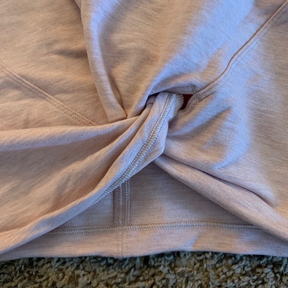 Lululemon Cropped Light Pink Sweatshirt - Picture 3 of 4